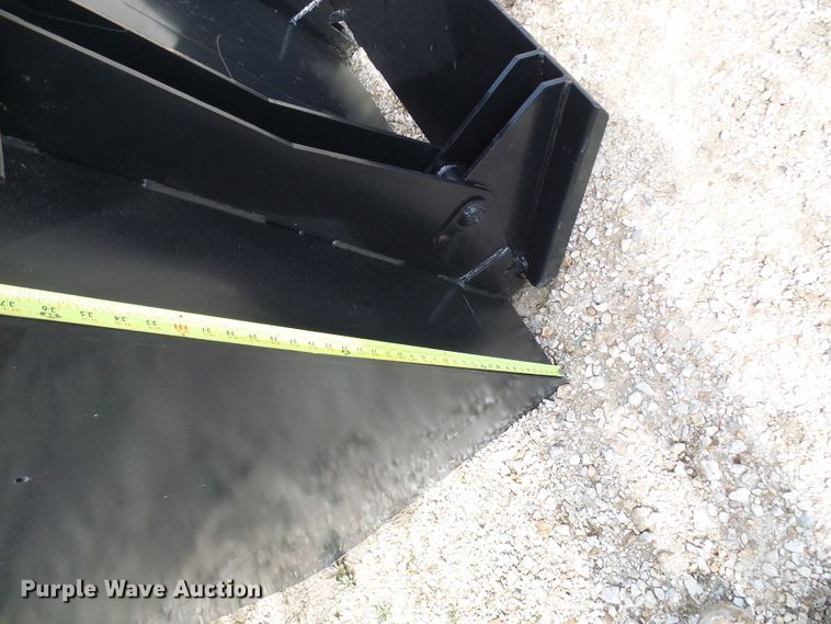 image for item DL0936 Skid steer dumpster