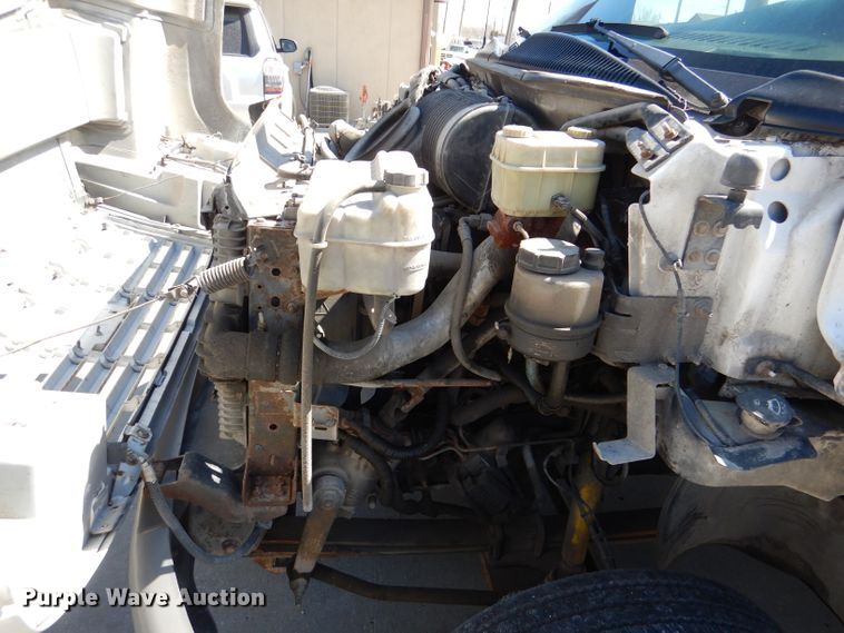 image for item DL4827 2006 GMC C5500  bucket truck