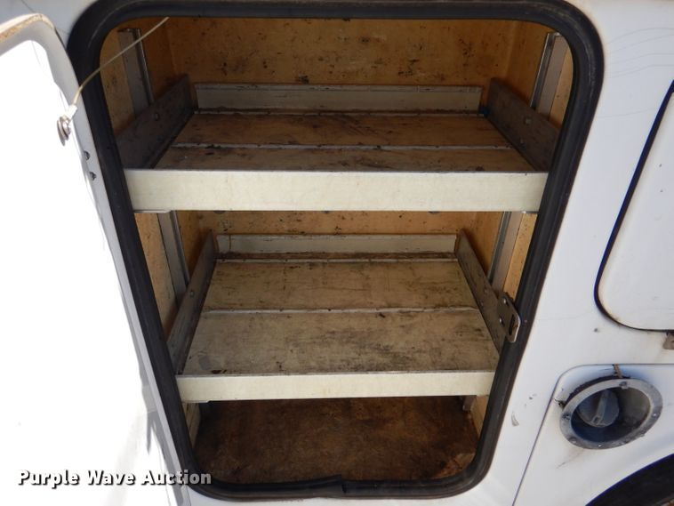 image for item DL4827 2006 GMC C5500  bucket truck