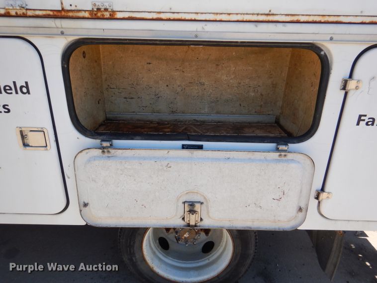 image for item DL4827 2006 GMC C5500  bucket truck