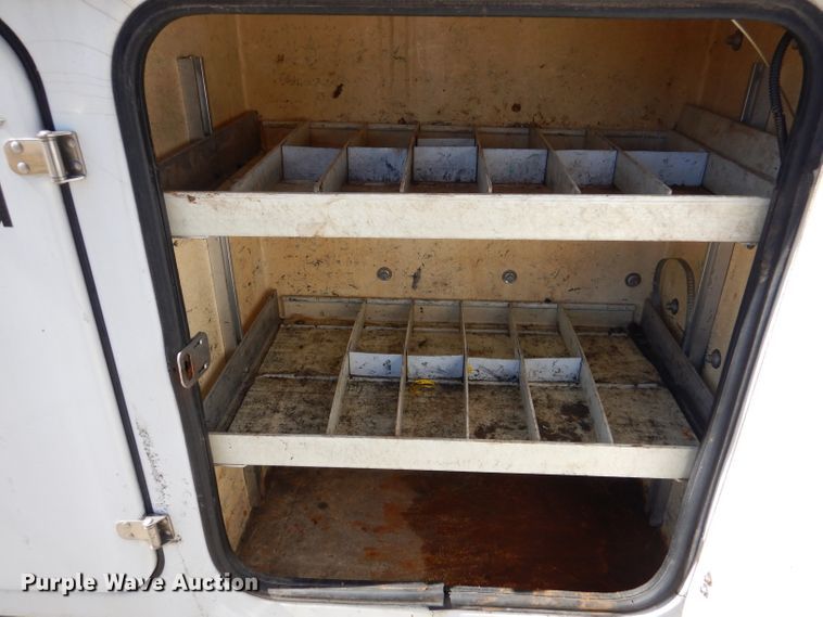 image for item DL4827 2006 GMC C5500  bucket truck