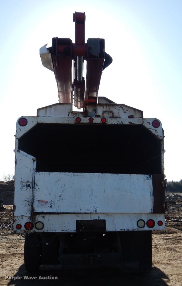 image for item DL4846 2004 International 4300  forestry bucket truck