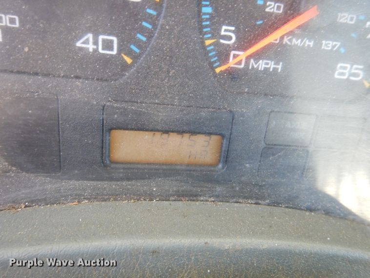 image for item DL4846 2004 International 4300  forestry bucket truck