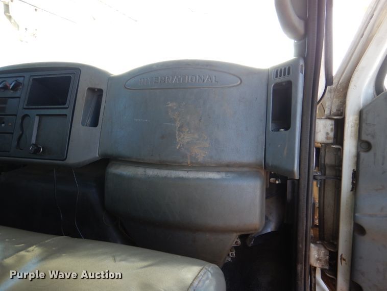 image for item DL4846 2004 International 4300  forestry bucket truck