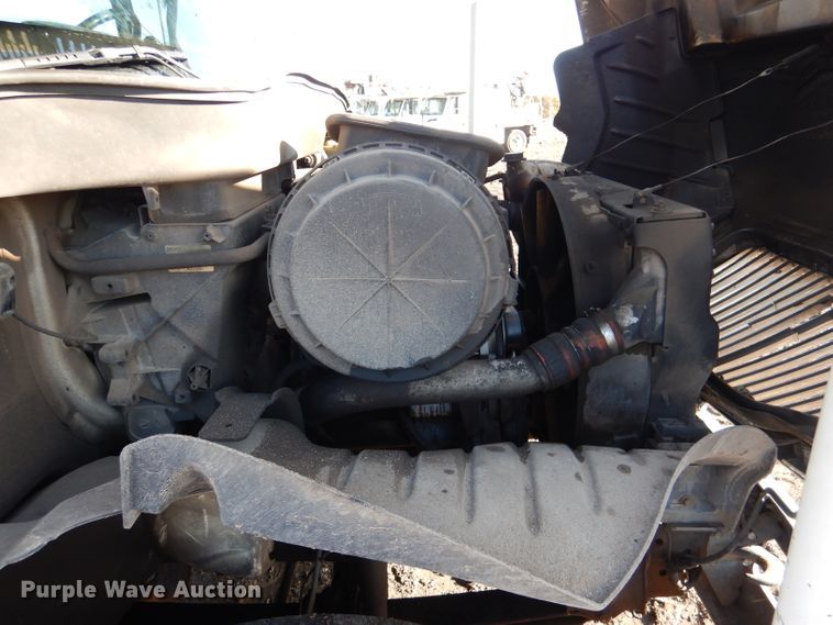 image for item DL4846 2004 International 4300  forestry bucket truck