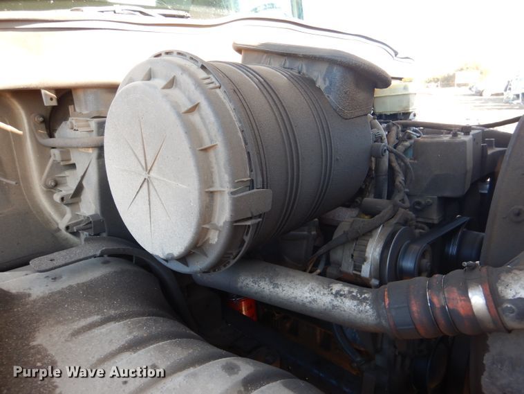 image for item DL4846 2004 International 4300  forestry bucket truck