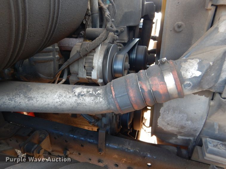 image for item DL4846 2004 International 4300  forestry bucket truck