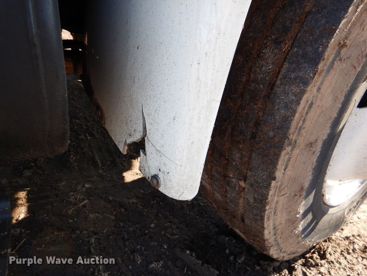 image for item DL4846 2004 International 4300  forestry bucket truck