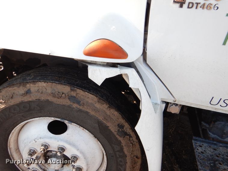 image for item DL4846 2004 International 4300  forestry bucket truck