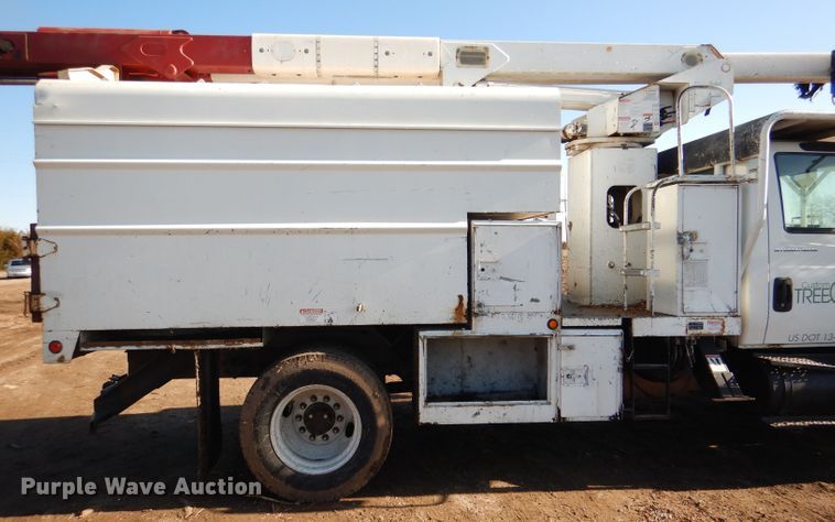 image for item DL4846 2004 International 4300  forestry bucket truck