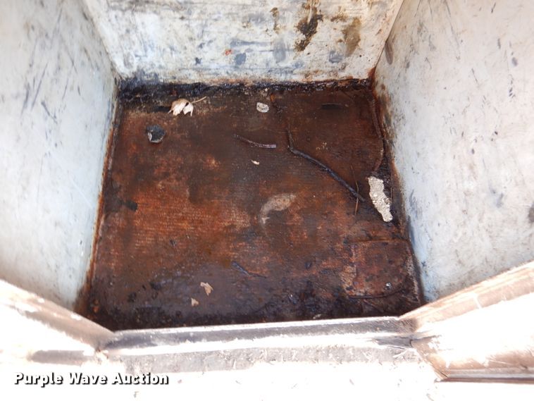 image for item DL4846 2004 International 4300  forestry bucket truck