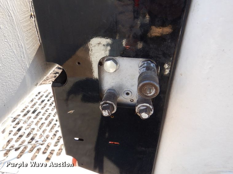 image for item DL4846 2004 International 4300  forestry bucket truck