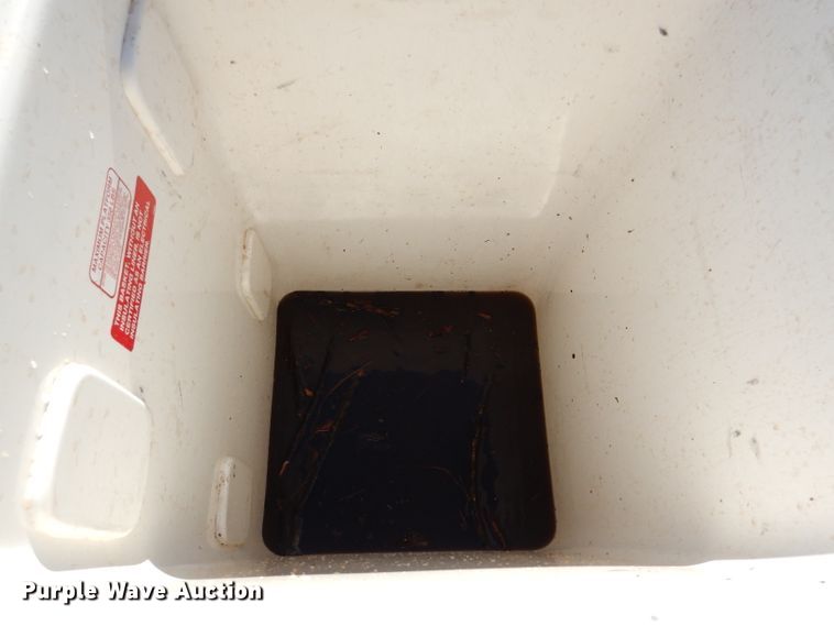 image for item DL4846 2004 International 4300  forestry bucket truck