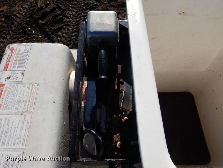 image for item DL4846 2004 International 4300  forestry bucket truck