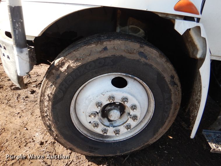 image for item DL4846 2004 International 4300  forestry bucket truck