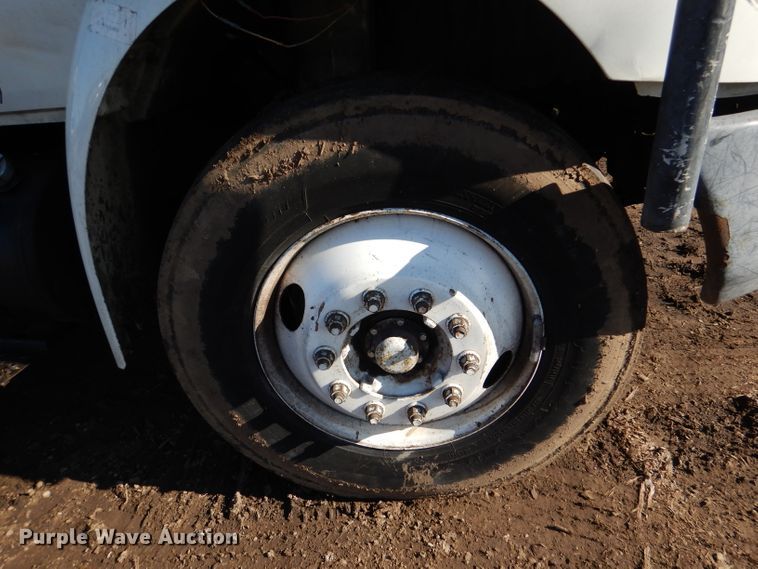 image for item DL4846 2004 International 4300  forestry bucket truck