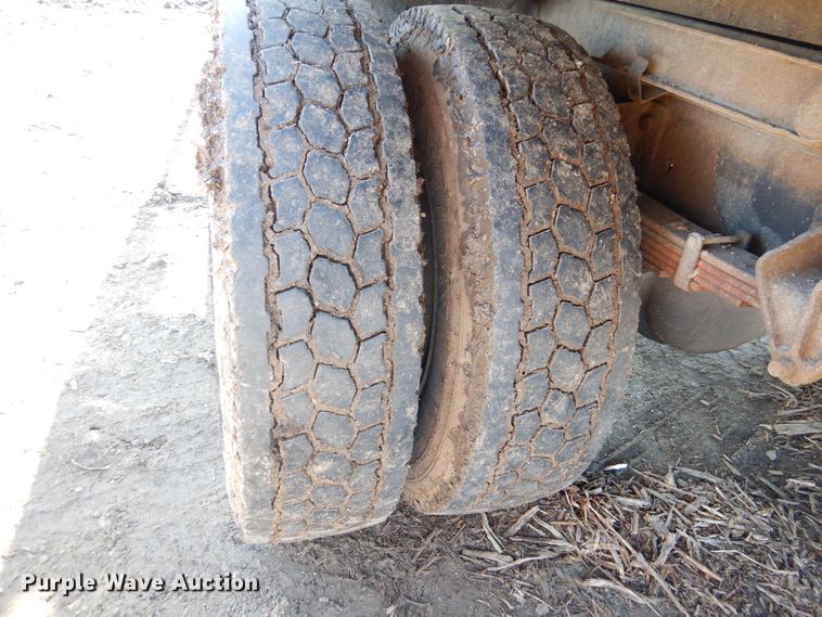 image for item DL4846 2004 International 4300  forestry bucket truck