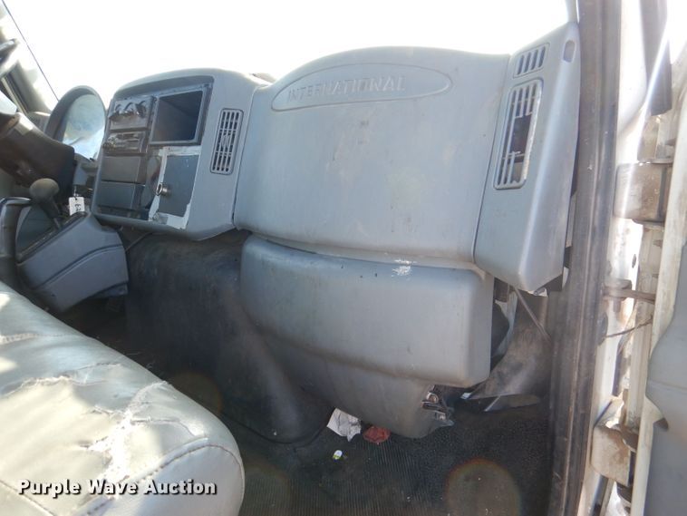 image for item DL4847 2005 International 4300  bucket truck