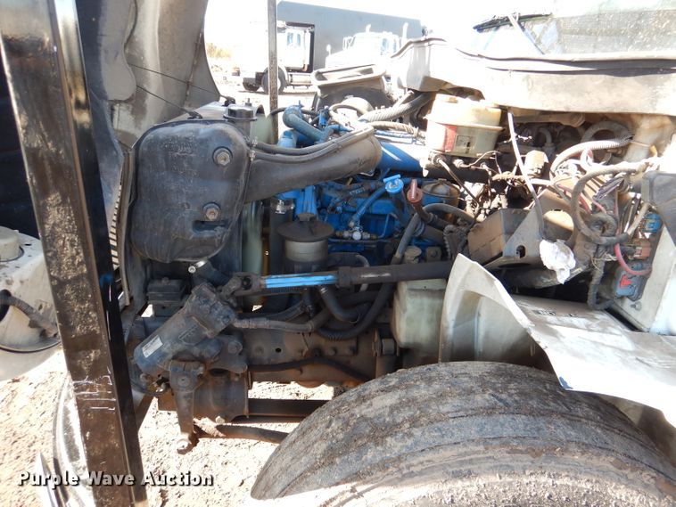 image for item DL4847 2005 International 4300  bucket truck