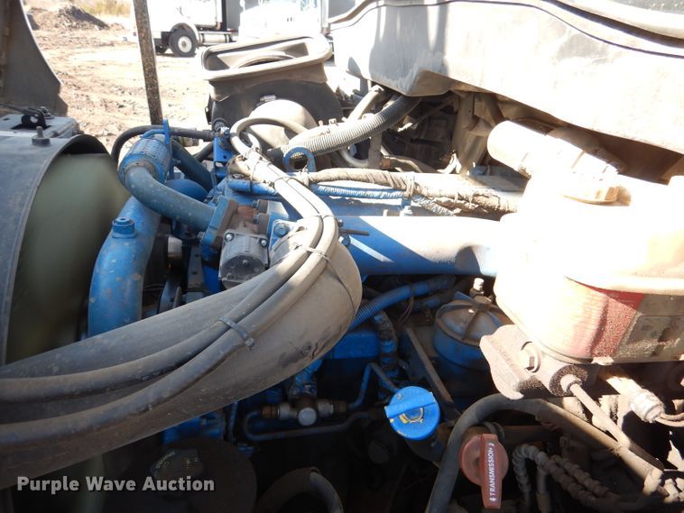 image for item DL4847 2005 International 4300  bucket truck