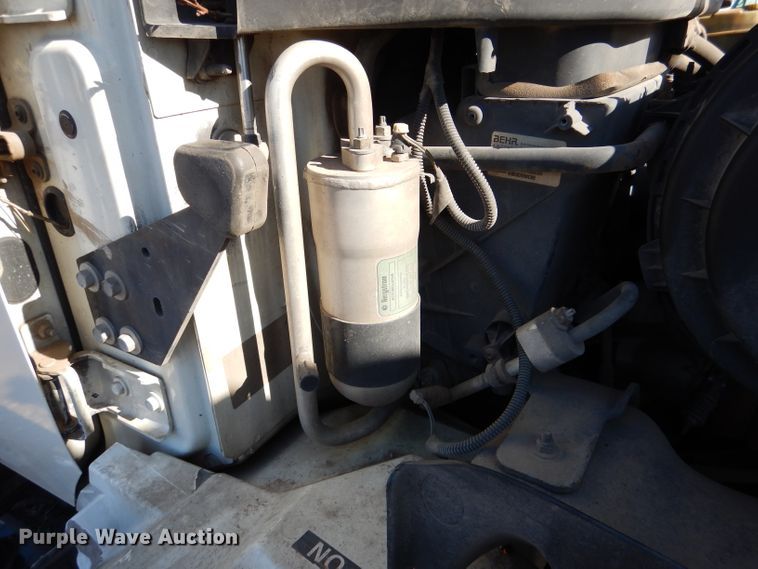 image for item DL4847 2005 International 4300  bucket truck