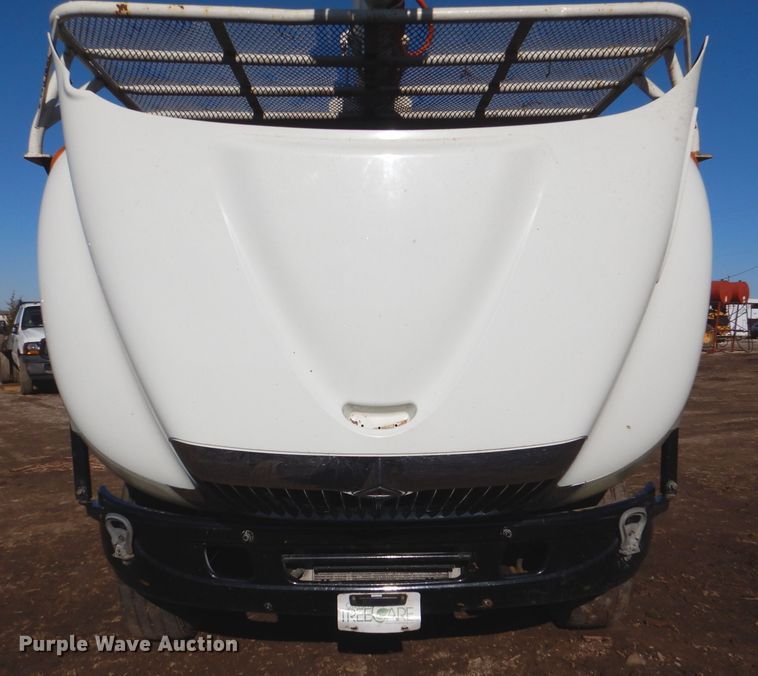 image for item DL4847 2005 International 4300  bucket truck