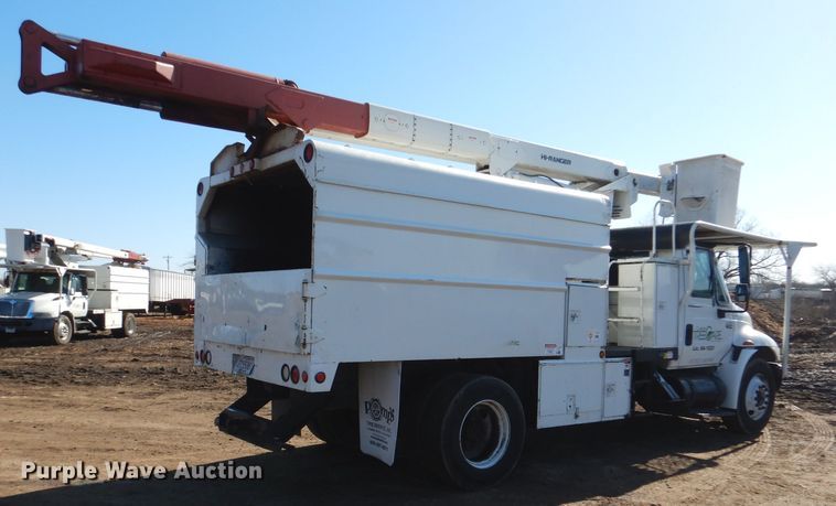 image for item DL4848 2004 International 4300  forestry bucket truck