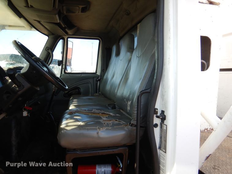 image for item DL4848 2004 International 4300  forestry bucket truck