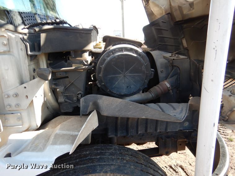 image for item DL4848 2004 International 4300  forestry bucket truck