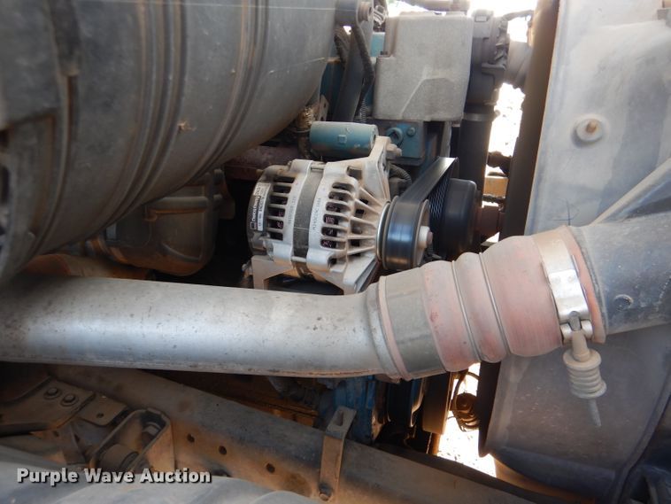 image for item DL4848 2004 International 4300  forestry bucket truck