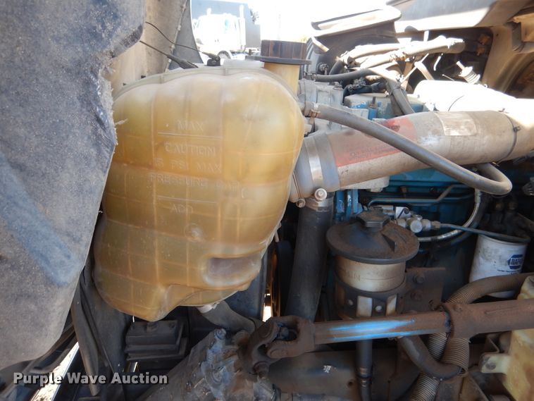 image for item DL4848 2004 International 4300  forestry bucket truck