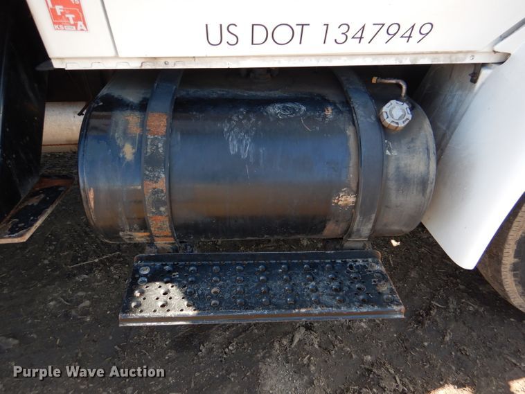 image for item DL4848 2004 International 4300  forestry bucket truck