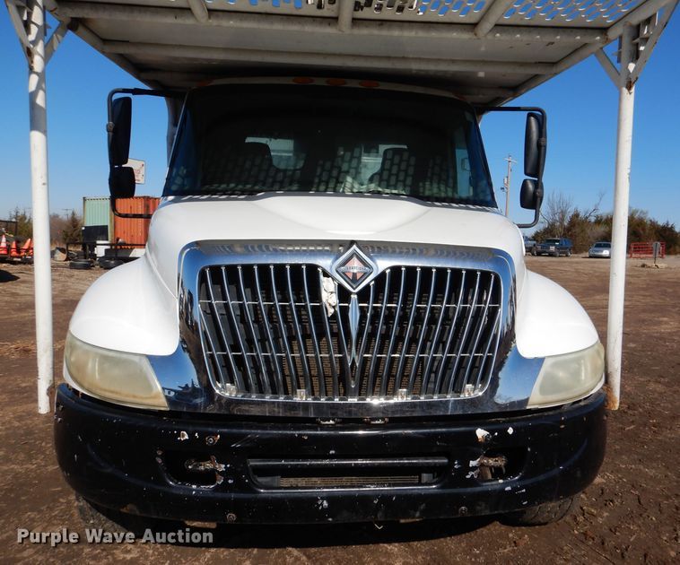 image for item DL4848 2004 International 4300  forestry bucket truck