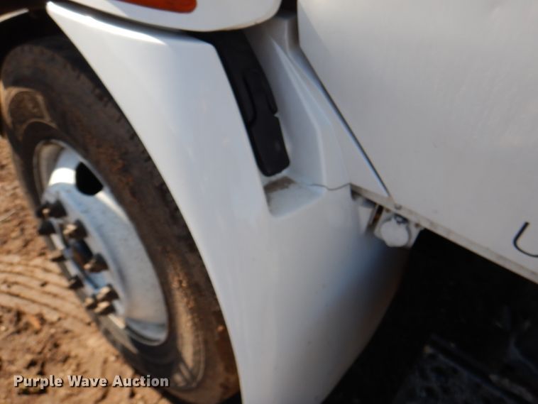 image for item DL4848 2004 International 4300  forestry bucket truck