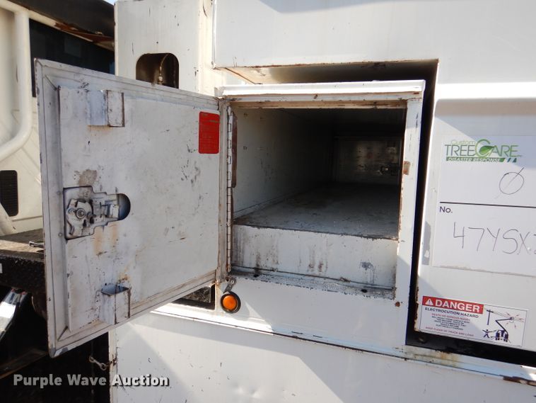 image for item DL4848 2004 International 4300  forestry bucket truck