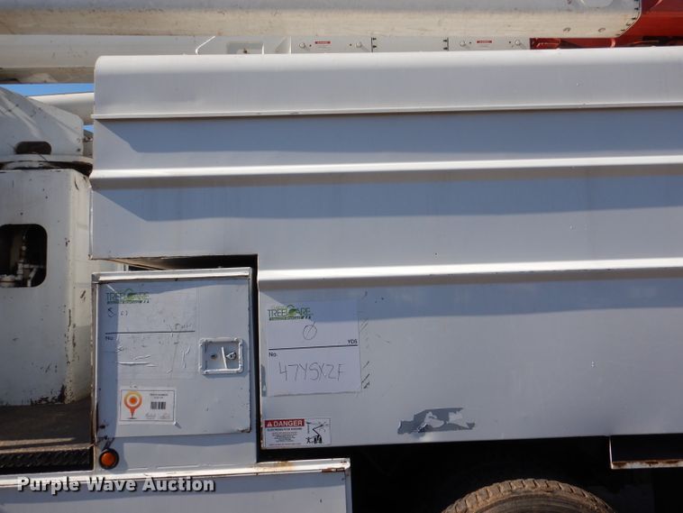 image for item DL4848 2004 International 4300  forestry bucket truck