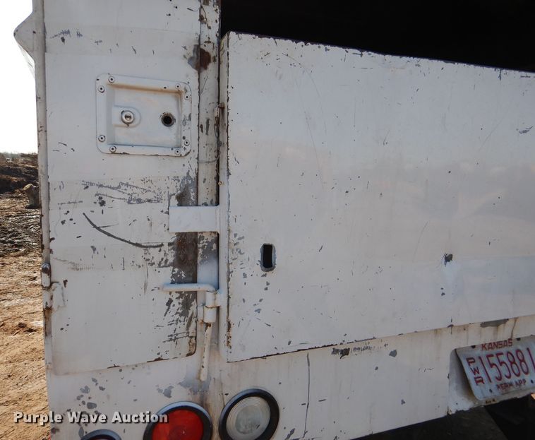 image for item DL4848 2004 International 4300  forestry bucket truck