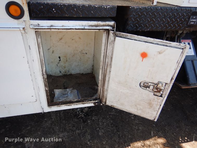 image for item DL4848 2004 International 4300  forestry bucket truck