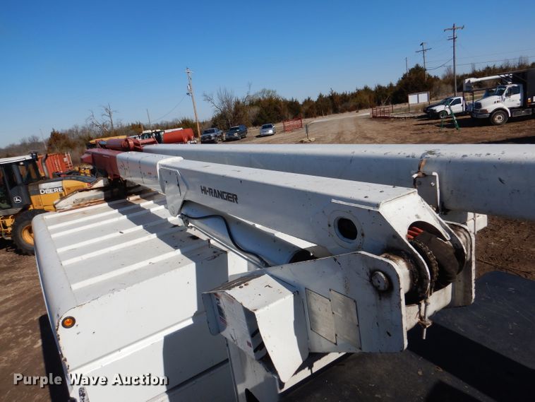 image for item DL4848 2004 International 4300  forestry bucket truck