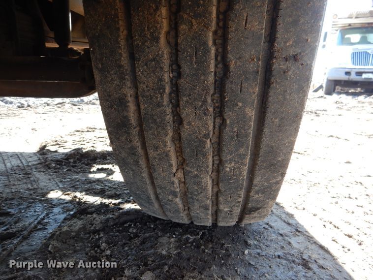 image for item DL4848 2004 International 4300  forestry bucket truck