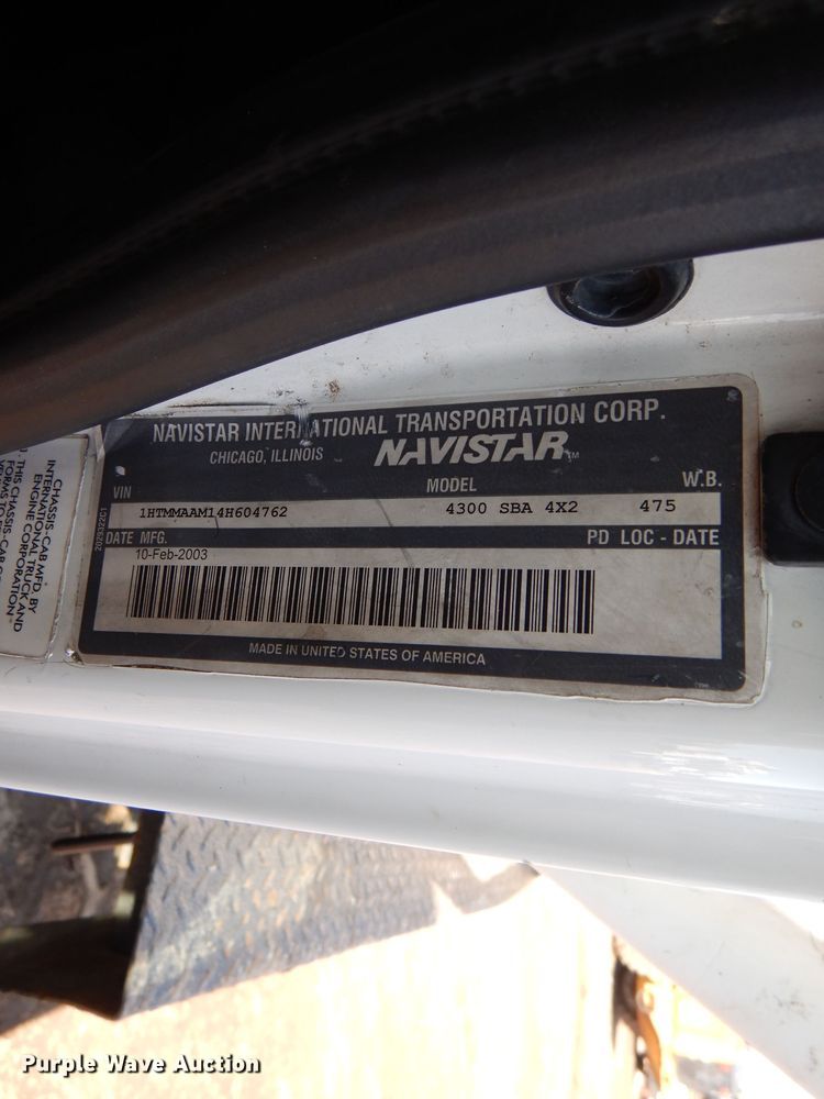 image for item DL4848 2004 International 4300  forestry bucket truck