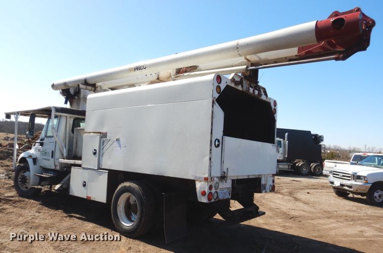 image for item DL4849 2006 International 4200  forestry bucket truck