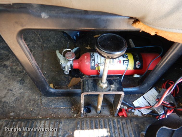 image for item DL4849 2006 International 4200  forestry bucket truck