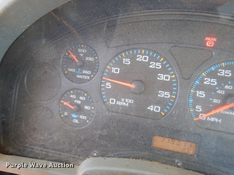 image for item DL4849 2006 International 4200  forestry bucket truck