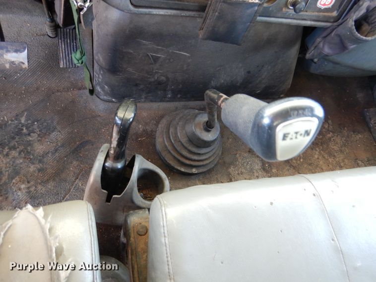 image for item DL4849 2006 International 4200  forestry bucket truck