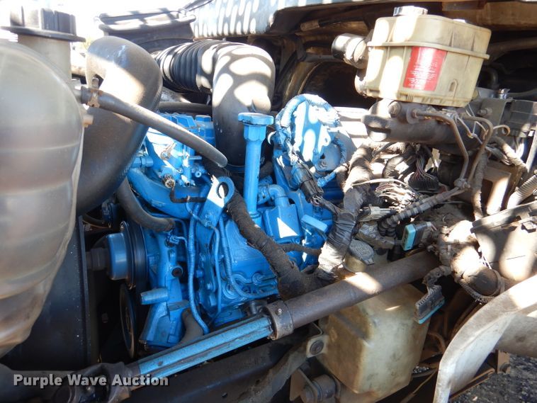 image for item DL4849 2006 International 4200  forestry bucket truck