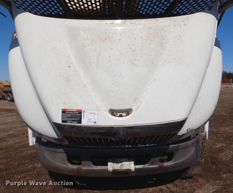 image for item DL4849 2006 International 4200  forestry bucket truck