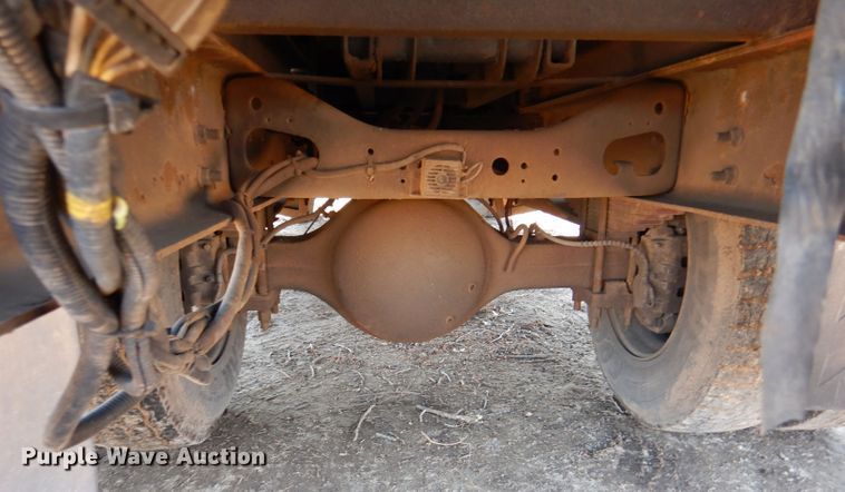 image for item DL4849 2006 International 4200  forestry bucket truck