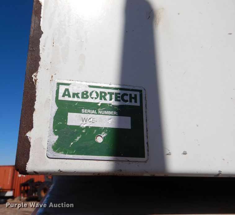 image for item DL4849 2006 International 4200  forestry bucket truck