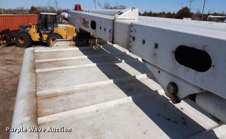 image for item DL4849 2006 International 4200  forestry bucket truck